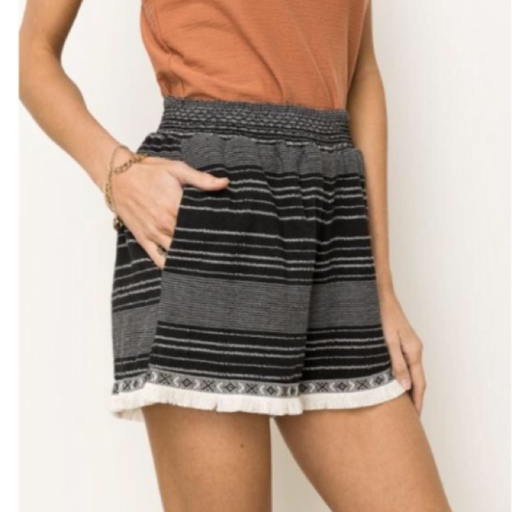🌵Striped shorts - Picture 1 of 2